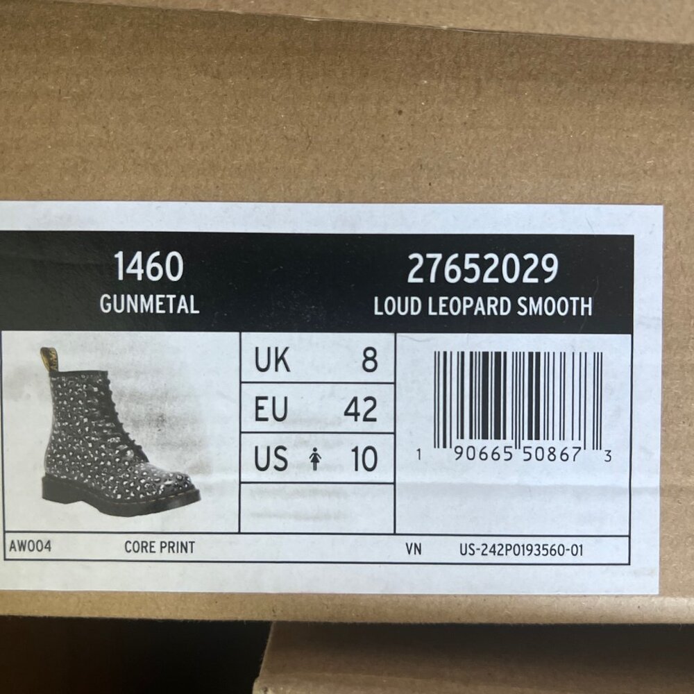 Doc Martens Women's Gun Metal Leopard Print Smooth Leather Lace Up Boots NIB - Picture 7 of 8